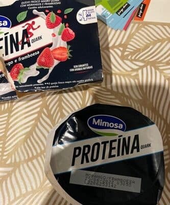 Protena Quark Morango e Framboesa