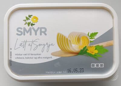 Smyr