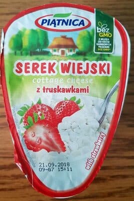 Cottage cheese with strawberry
