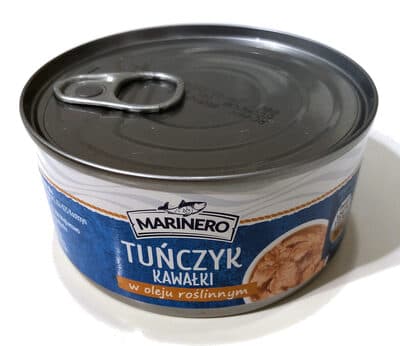 Tuna pieces in vegetable oil