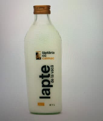 Lapte de vaca caimac
