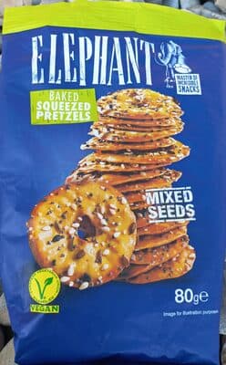 Squeezed Pretzels With Mixed Seeds