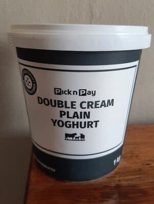 Double cream plain yogurt