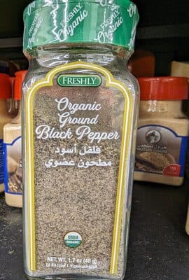 Freshly's Organic Ground Black Pepper