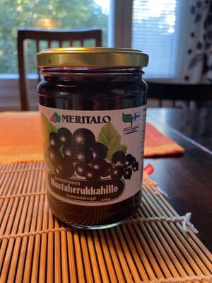 Mustaherukkahillo