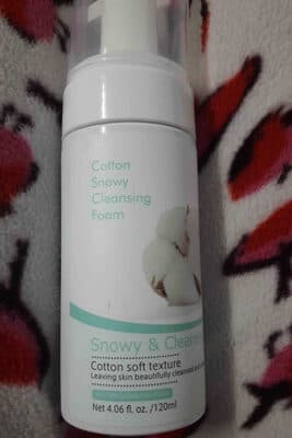 cotton snowy cleasing foam