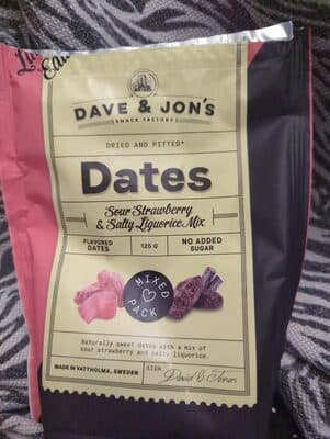 Dates Sour Strawberry & Salty Liquorice Mix