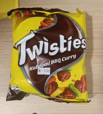 Twisties BBQ Curry Flavour