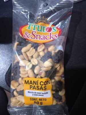 Man con pasas