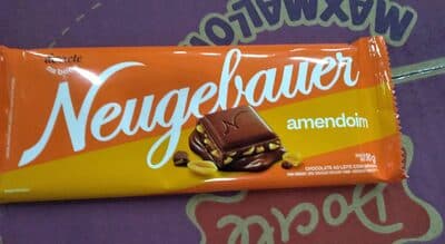 Chocolate ao leite com amendoim Neugebauer