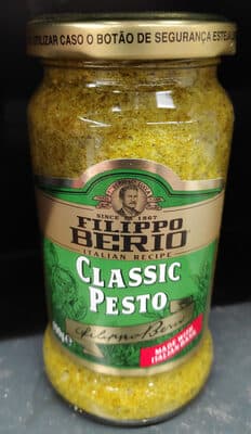Classic pesto