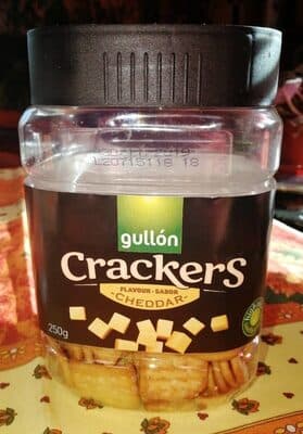 crackers cheddar