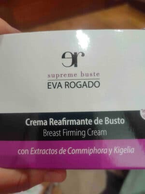 Pecho Eva Rogado