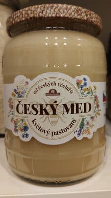 esk med kvtov pastovan