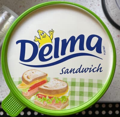 Delma sandwich