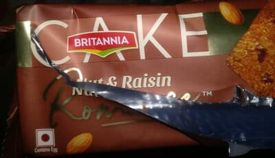 cake nuts and resins