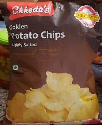 Golden potato chips