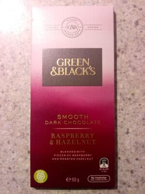 Smooth Dark Chocolate - Raspberry & Hazelnut