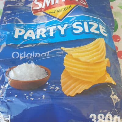Smiths original crinkle cut potato chips