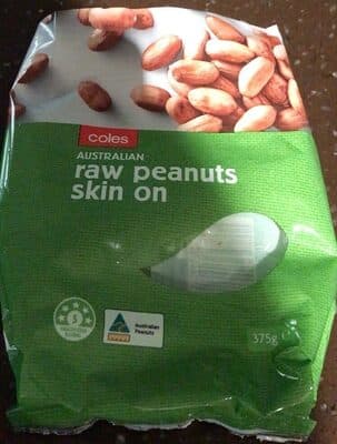 Raw peanuts skin on