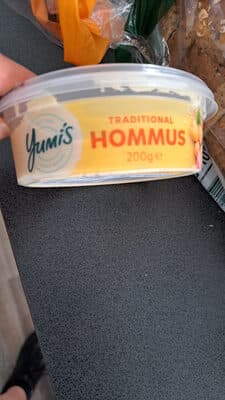 Traditional Middle Estern Hommus