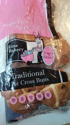 Traditional Hot Cross Buns
