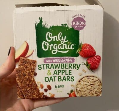 Strawberry & apple oat bars