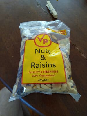 Nuts & Raisins