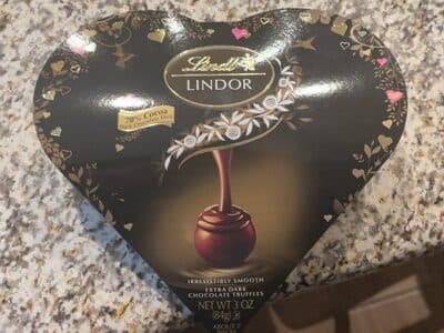 Lindt Lindor Extra Dark Chocolate Truffles