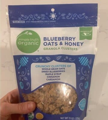 Blueberry Oats & Honey Crunchy Clusters of Whole Grain Oats Dried Blueberries Maple Syrup Cinnamon Cardamom Granola Clusters