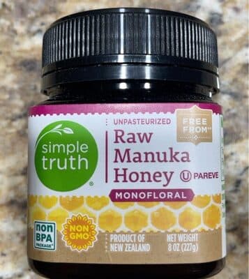 Raw manuka honey