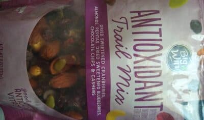 Dried Sweetened Cranberries, Almonds, Pepitas, Dried Sweetened Blueberries, Chocolate Chips & Cashews Antioxidant Trail Mix