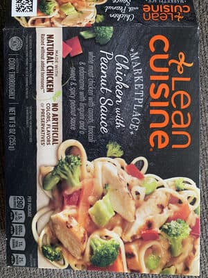 Chicken With Peanut Sauce White Meat Chicken With Carrots, Broccoli & Edamame With Linguini & A Sweet & Spicy Peanut Sauce