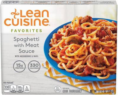 Spaghetti With Meat Sauce With Tomatoes & Basil
