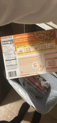Macaroni & Cheese Tender Macaroni in a Creamy Cheddar Cheese Sauce