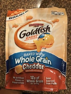Cheddar Whole Grain Baked Snack Crackers