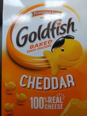 Cheddar Baked Snack Crackers