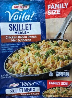 Chicken Bacon Ranch Mac & Cheese Skillet Gemelli Pasta, White Meat Chicken, and Broccoli in a Cheese Sauce Flavored with Ranch Seasoning and Bacon