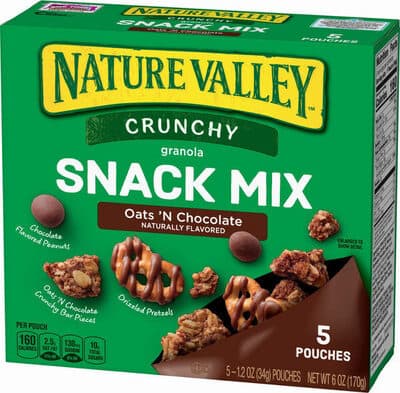Oats 'N Chocolate Crunchy Granola Snack Mix