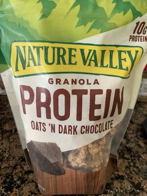 Oats & Dark Chocolate Protein Granola