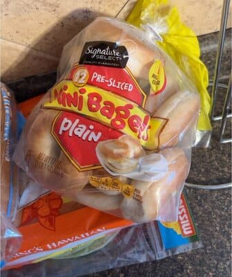 Plain Pre-Sliced Mini Bagels