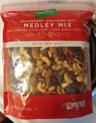 Cranberry Orchard Nut Dried Cranberries, Roasted Cashews, Almonds, Walnuts, Pumpkin Seeds Medley Mix with Sea Salt