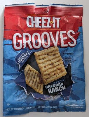 Zesty Cheddar Ranch Crunchy Snack Crackers