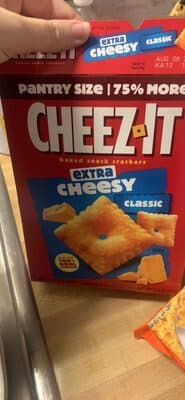 Extra Cheesy Baked Snack Crackers