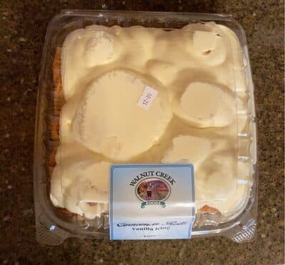 Cinnamon Rolls with Vanilla Icing