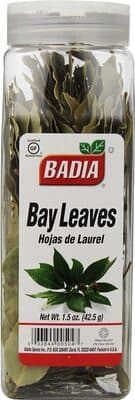 Bay leaves whole
