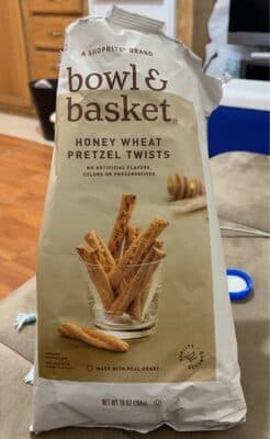 Honey Wheat Pretzel Twists