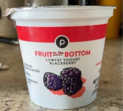 Blackberry Fruit on the Bottom Lowfat Yogurt