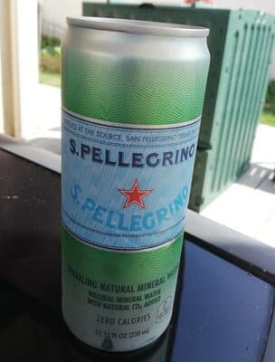 SPARKLING NATURAL MINERAL WATER WITH NATURAL CO2 ADDED