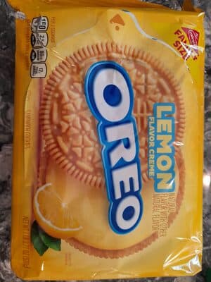 Lemon Flavor Creme Oreo